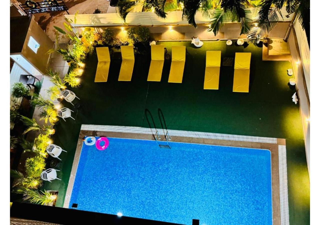 Bluo Amani Vagator - Boutique Hotel Goa Анжуна Экстерьер фото