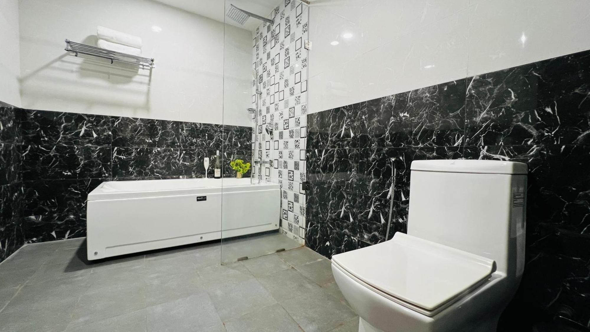 Bluo Amani Vagator - Boutique Hotel Goa Анжуна Экстерьер фото