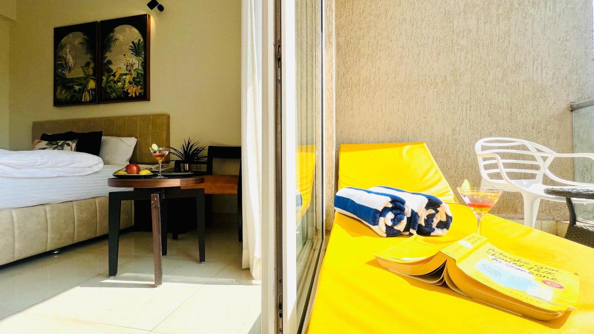 Bluo Amani Vagator - Boutique Hotel Goa Анжуна Экстерьер фото